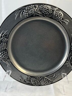 Vintage Carson Pinecone Statesmetal Metalware Plate 10” USA, Charger Plates
